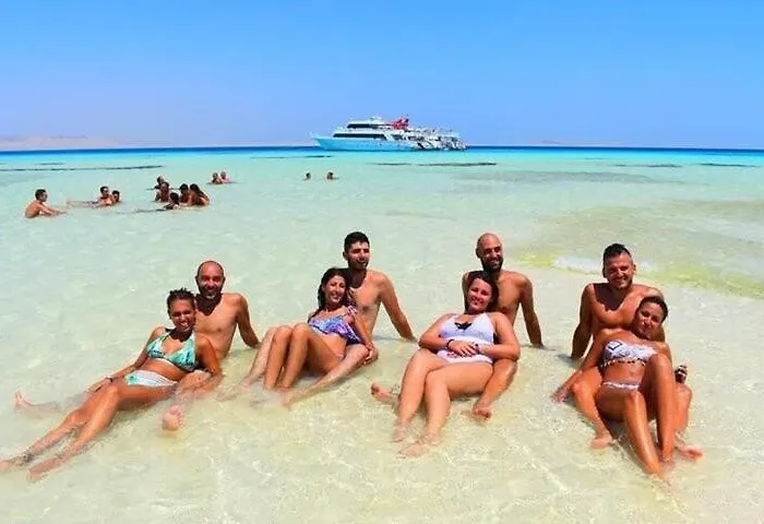 Sharks Bay Oasis & Butterfly Diving Center Otel 4*