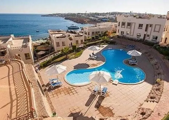 Sharks Bay Oasis & Butterfly Diving Center Otel 4*