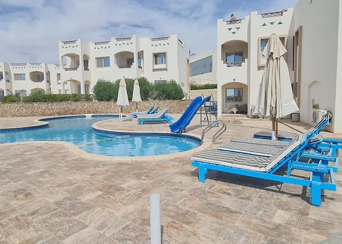 Otel Sharks Bay Oasis & Butterfly Diving Center