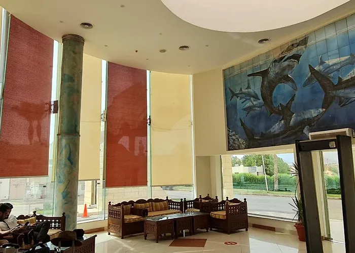 Otel Sharks Bay Oasis & Butterfly Diving Center Şarm El-Şeyh