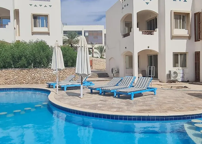 Otel Sharks Bay Oasis & Butterfly Diving Center